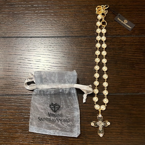 Virgins  Saints &  Angels Iconic Pearl Choker with Maria Cross - Picture 4 of 4